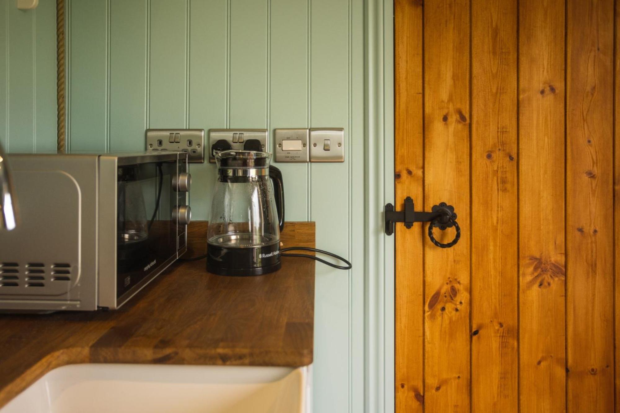 Mulsford Cottage Malpas  Szoba fotó